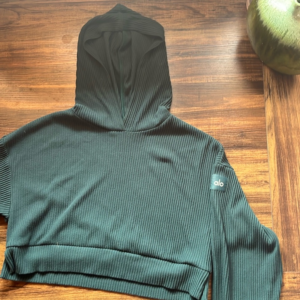 Alo cropped green ribbed Hoodie